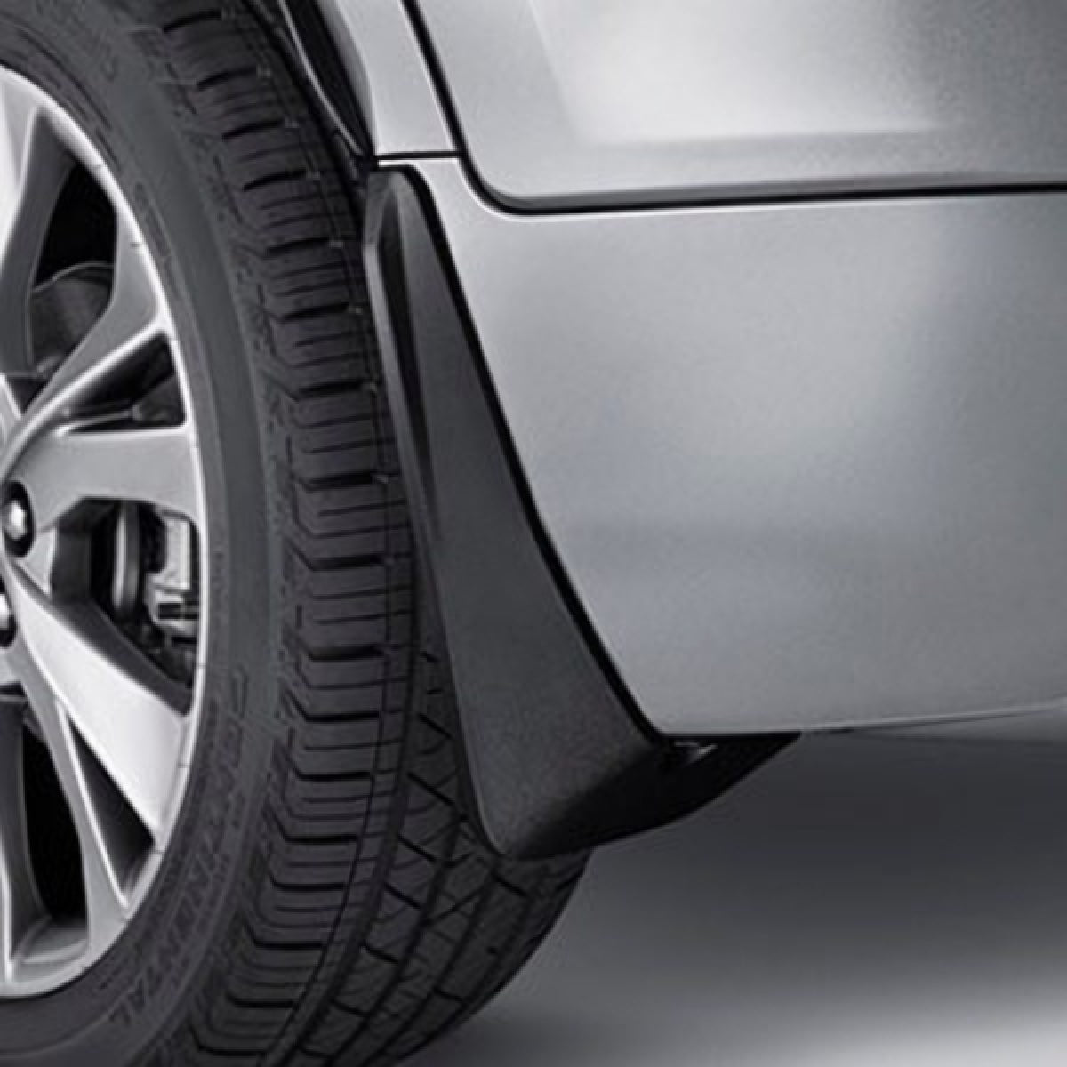Chevrolet Splash Guards - Rear Molded, Black for 2019-2023 Blazer 84138107