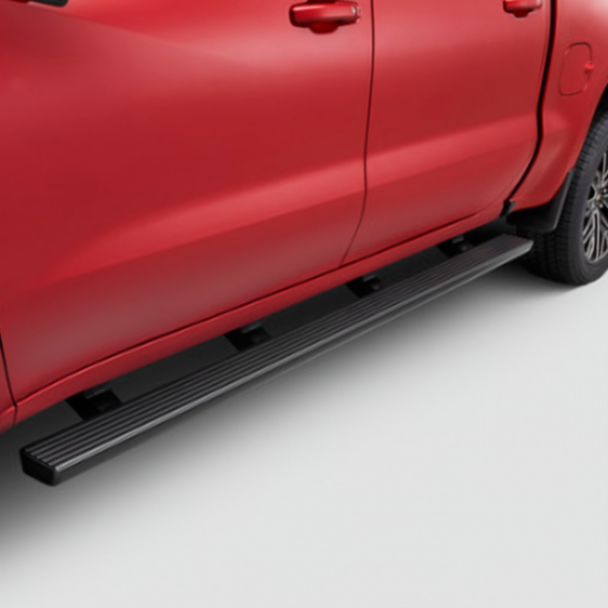 Chevrolet Moulded Assist Steps - Work Step, Black for 2019-2023 Silverado 1500 84017116