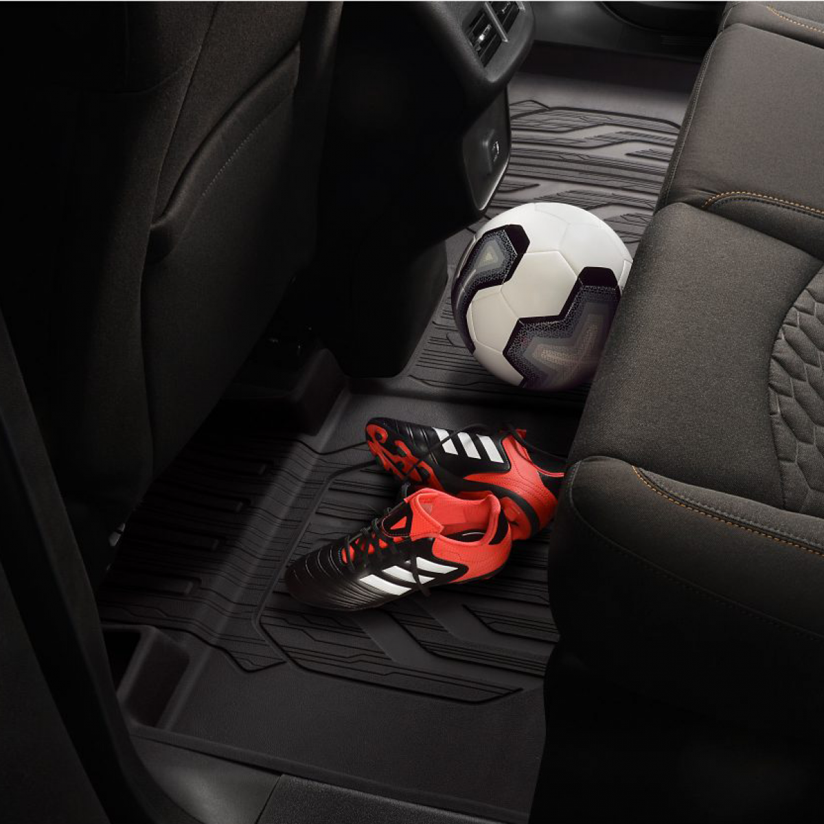 GMC Floor Liners - Second-Row Premium All Weather, Jet Black for 2022\u20132023 Terrain 84728061