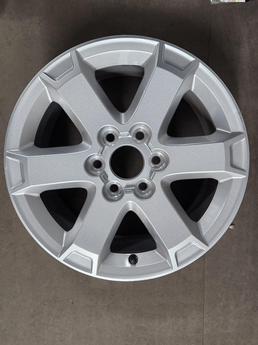 GM 18x7.5-Inch Aluminum Wheel 19152211