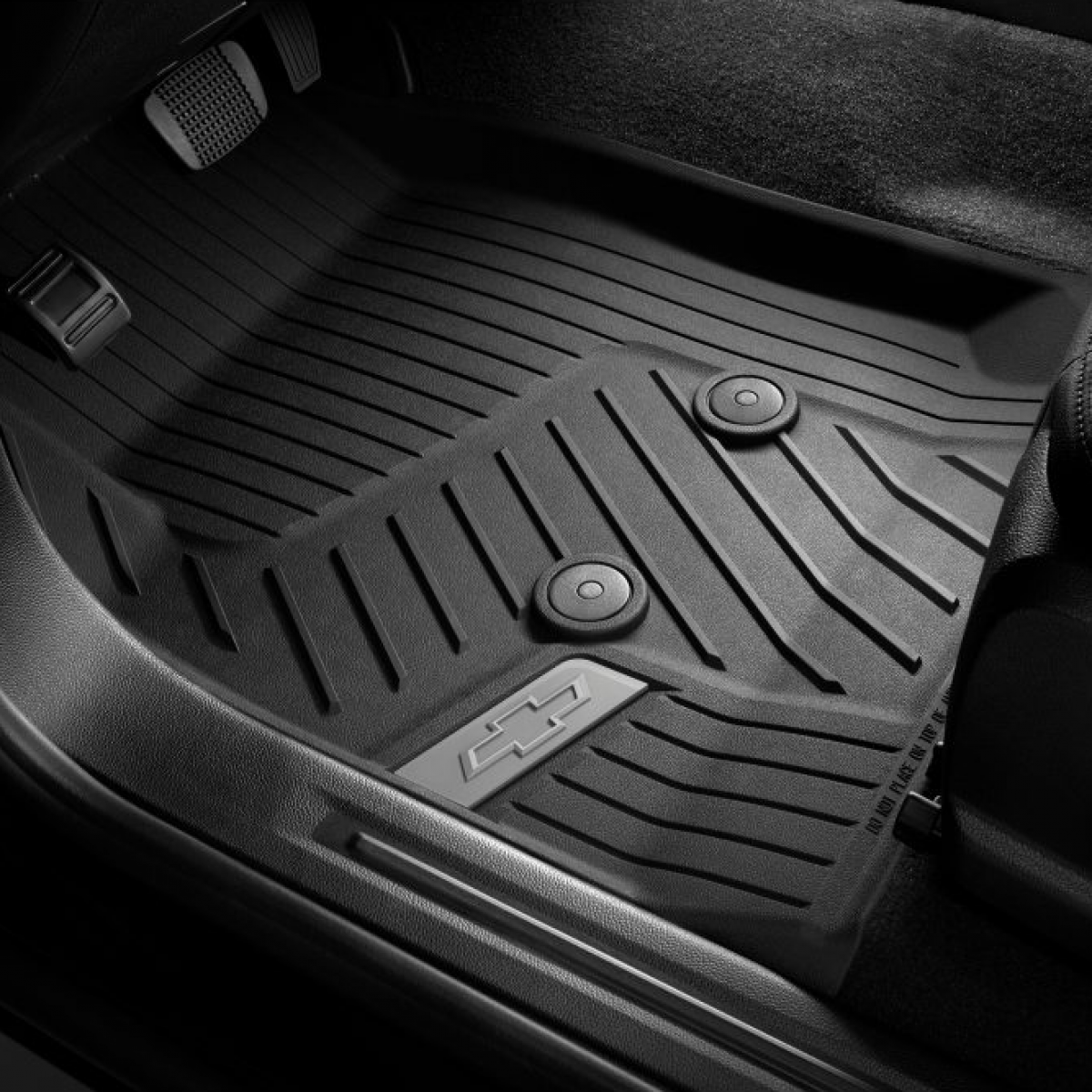 Chevrolet Floor Liners - Front Premium All Weather, Bowtie Logo, Jet Black for 2015-2022 Colorado  84708369