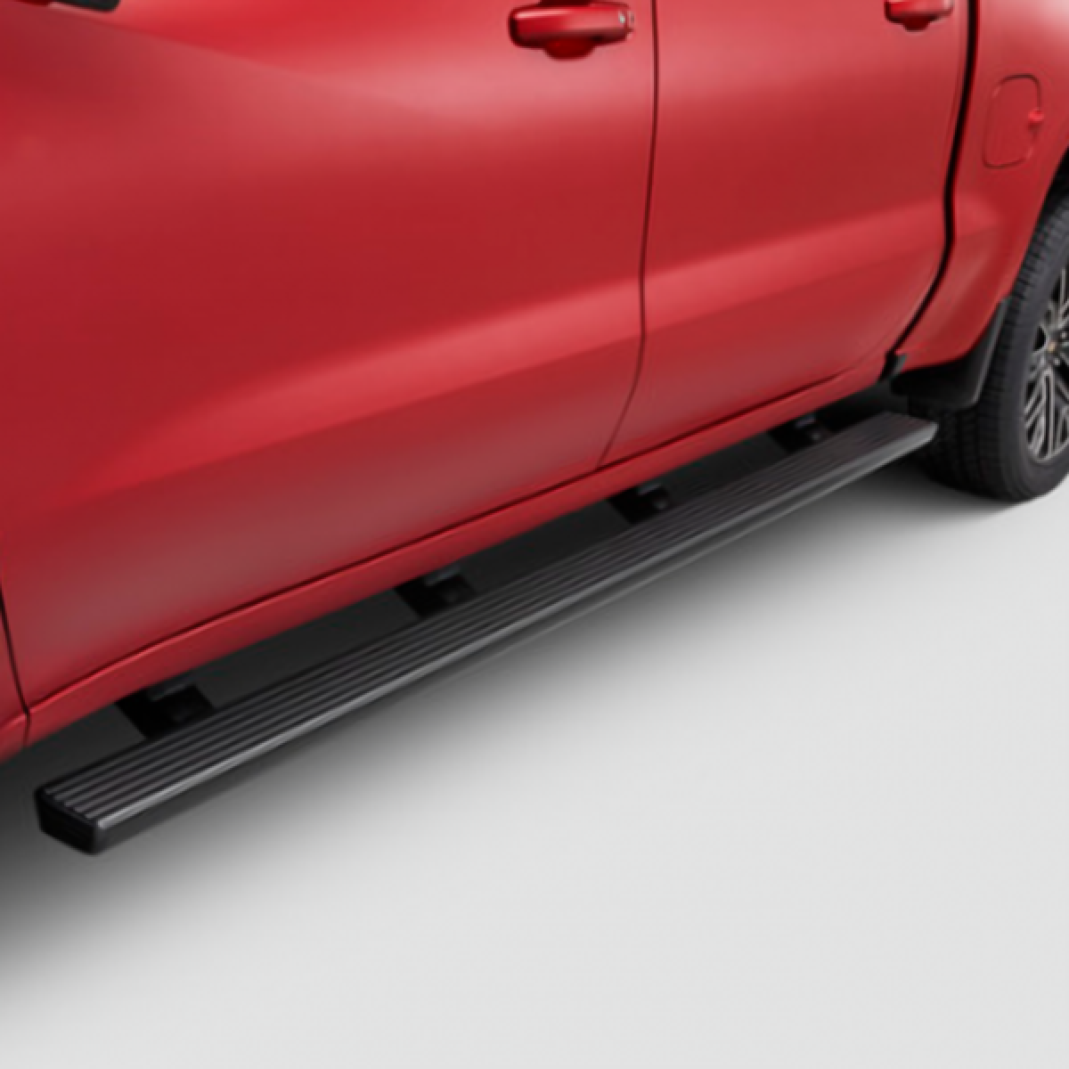 Chevrolet  Moulded Assist Steps - Work Step, Black for 2019-2023 Silverado 1500 84017116