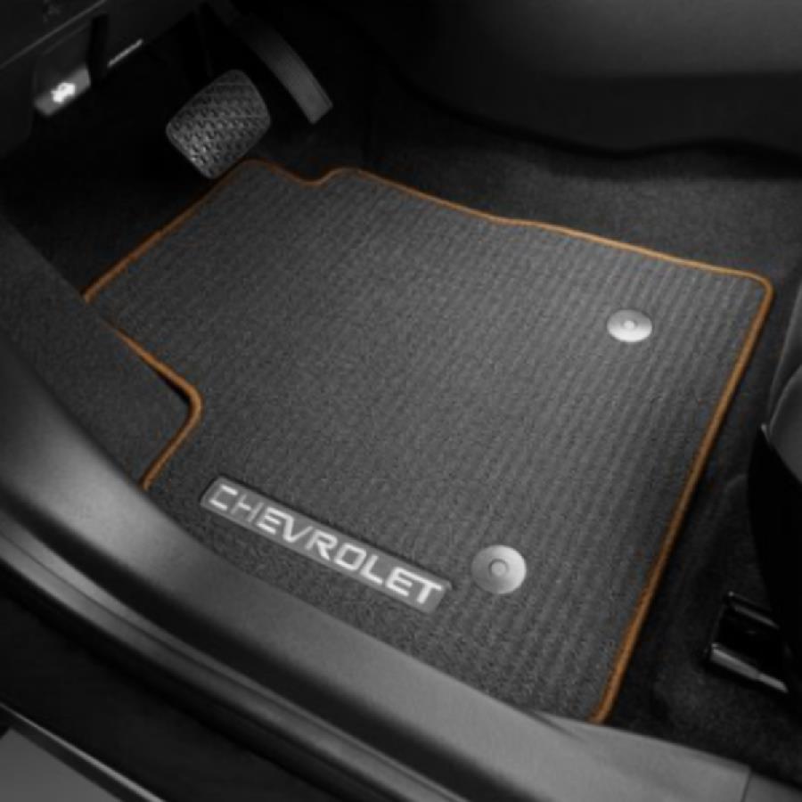 Chevrolet First And Second Row Premium Carpeted Floor Mats 42737462